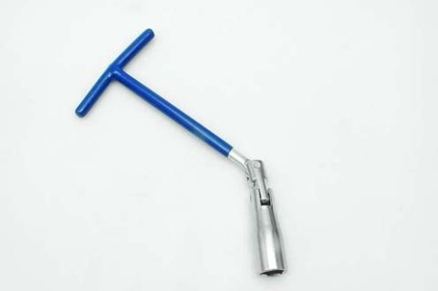 KLUCZ DO ŚWIEC 16MM