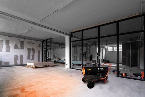 NAGRZEWNICA OLEJOWA 30KW ZBIORNIK 34L KÓŁKA