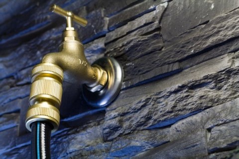 PRZYŁĄCZE Z GWINTEM WEWNĘTRZNYM 3/4' BEASS