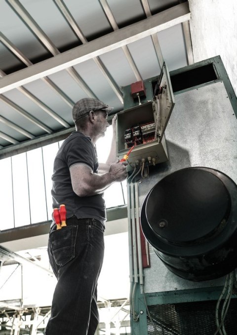 ZESTAW WKRĘTAKÓW KRAFTFORM COMFORT VDE+TESTER FAZY, 7 CZĘŚCI