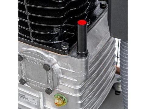 KOMPRESOR TŁOKOWY HK 700-150 PRO